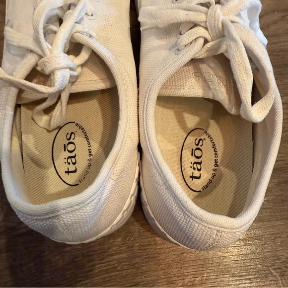 Taos Footwear One Vision White Canvas Sneakers Size 9 - Picture 7 of 9